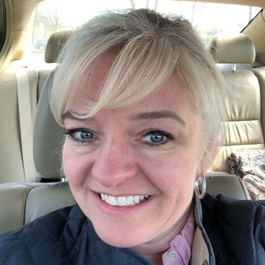 Meet your Posher, Christy